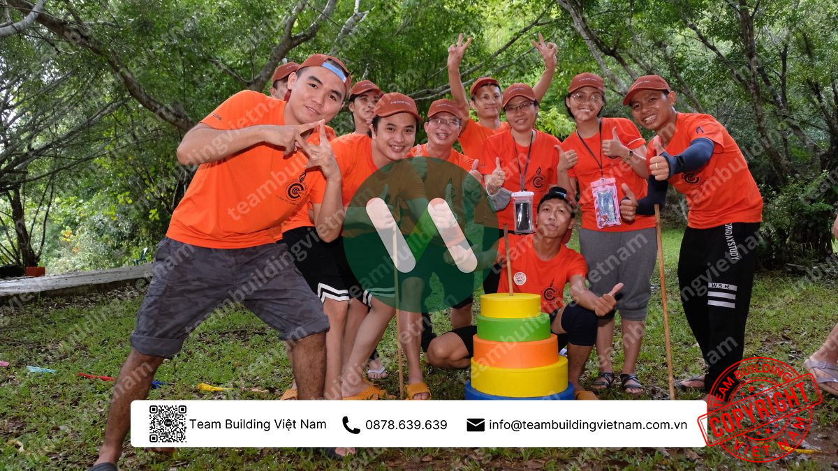 Cho thuê Tháp Hà Nội - Bộ trò chơi Tháp Hà Nội team building bằng gỗ hoặc bằng xốp OVA