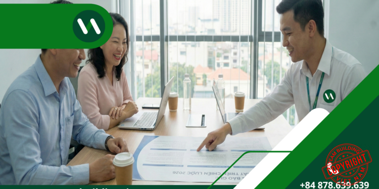 Buổi tư vấn và thảo luận về báo giá tổ chức team building trọn gói giữa doanh nghiệp và đơn vị tổ chức chuyên nghiệp.